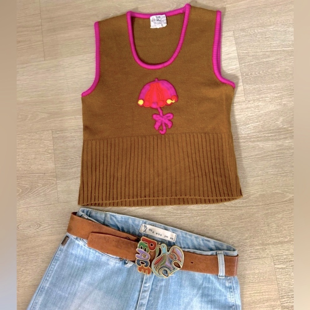 70s Knit Cropped Vest w Crocheted Umbrella ONE OF A KIND